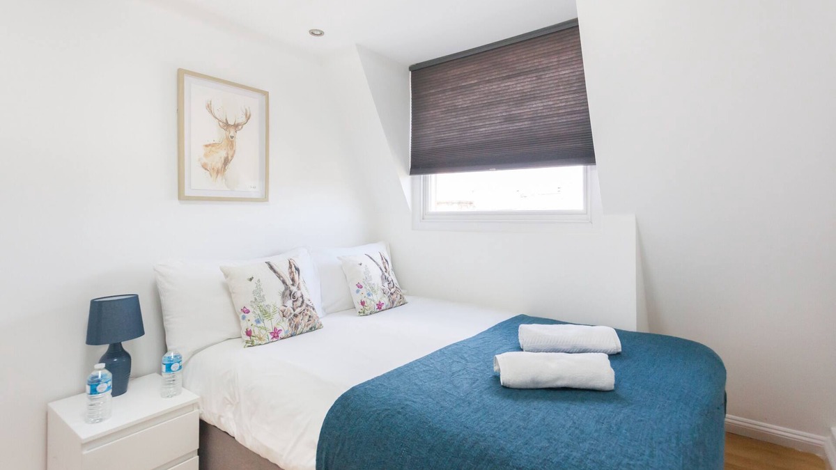 Somers Town Apartment | Cosy One Bedroom Apartment City Center Euston 7