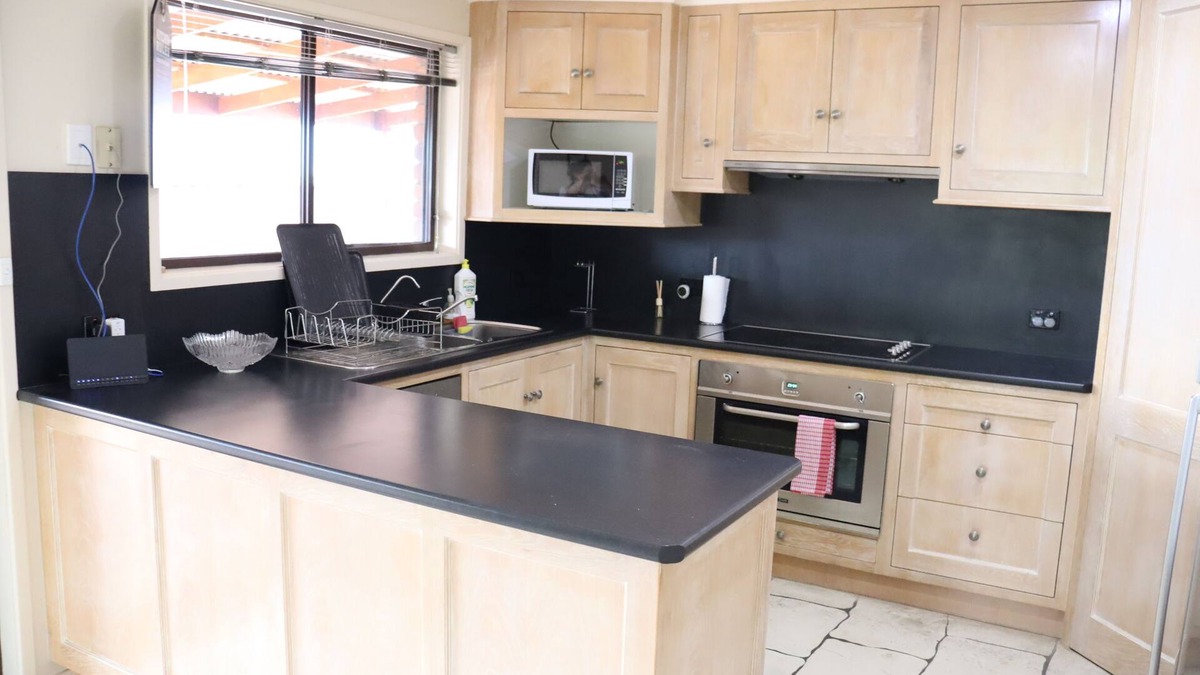 North Tamworth House | Cosy private home close to all facilities in town.