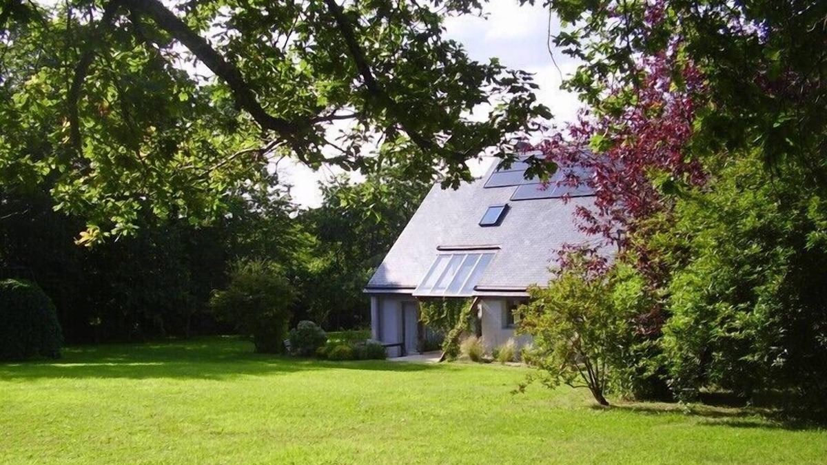 La Foret-Fouesnant Apartment | Cosy Rent in a quiet House with garden close to the sea