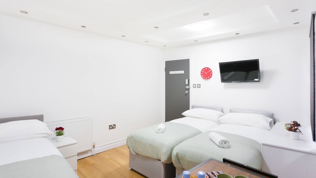 King's Cross House | Cosy Room for 4 People near Kings Cross - Eurostar
