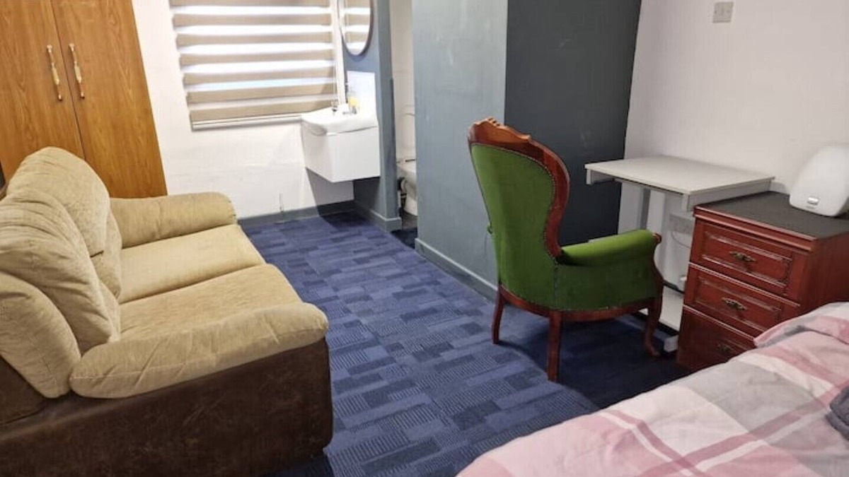 Kegworth Apartment | Cosy room near East Midland Airport Room 5