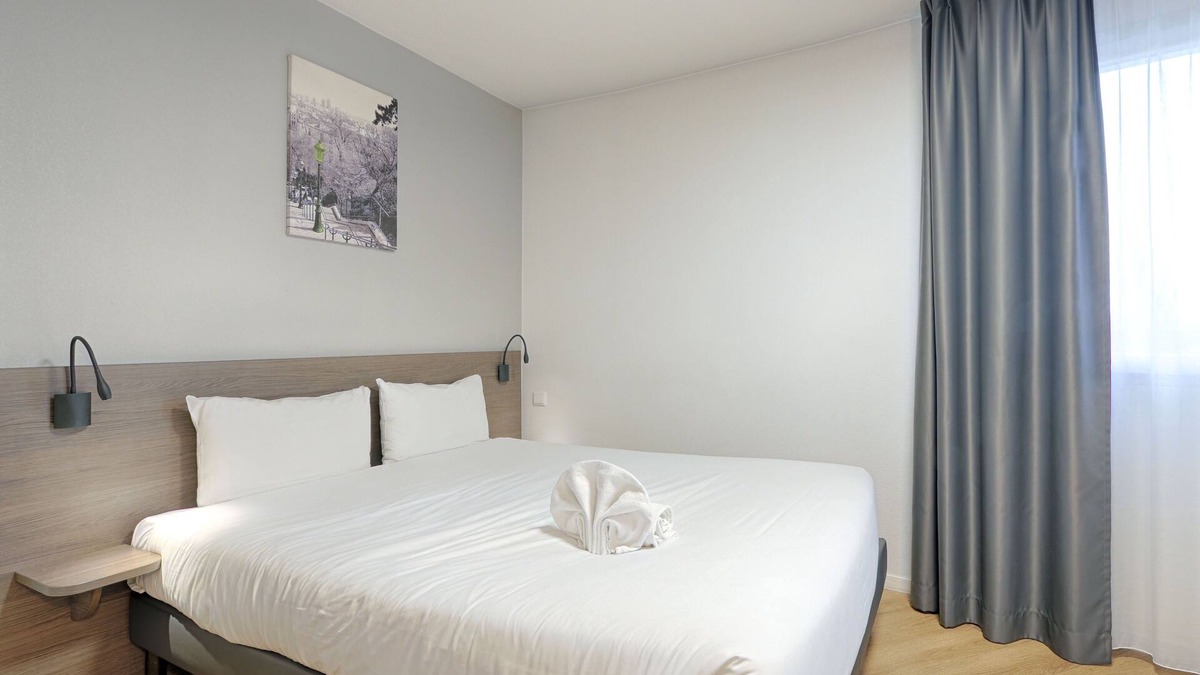 Le Port sous la Lune Apartment | Cosy studio proche RER, idéal pour visiter Paris