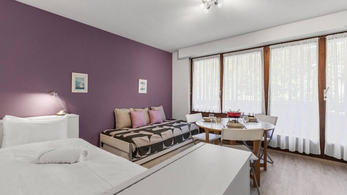 Chermignon Apartment | Cosy studio with terrace
