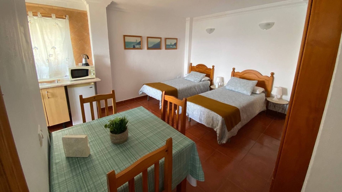 Santa Cruz de Tenerife House | Cosy twin beds El Galeón