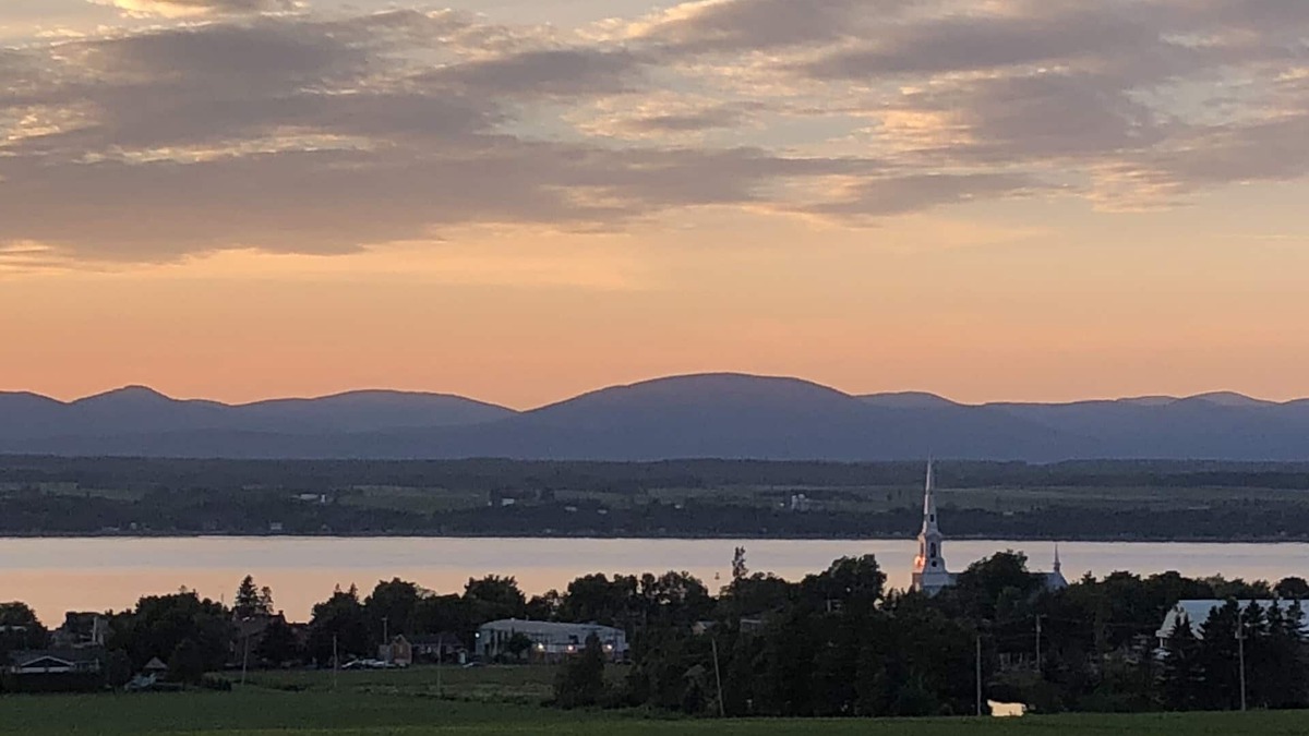 Saint-Michel-de-Bellechasse House | Cottage - The Retro