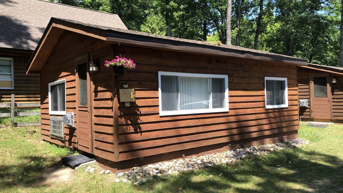 Mayfield Cabin | Cottage 2 by the lake