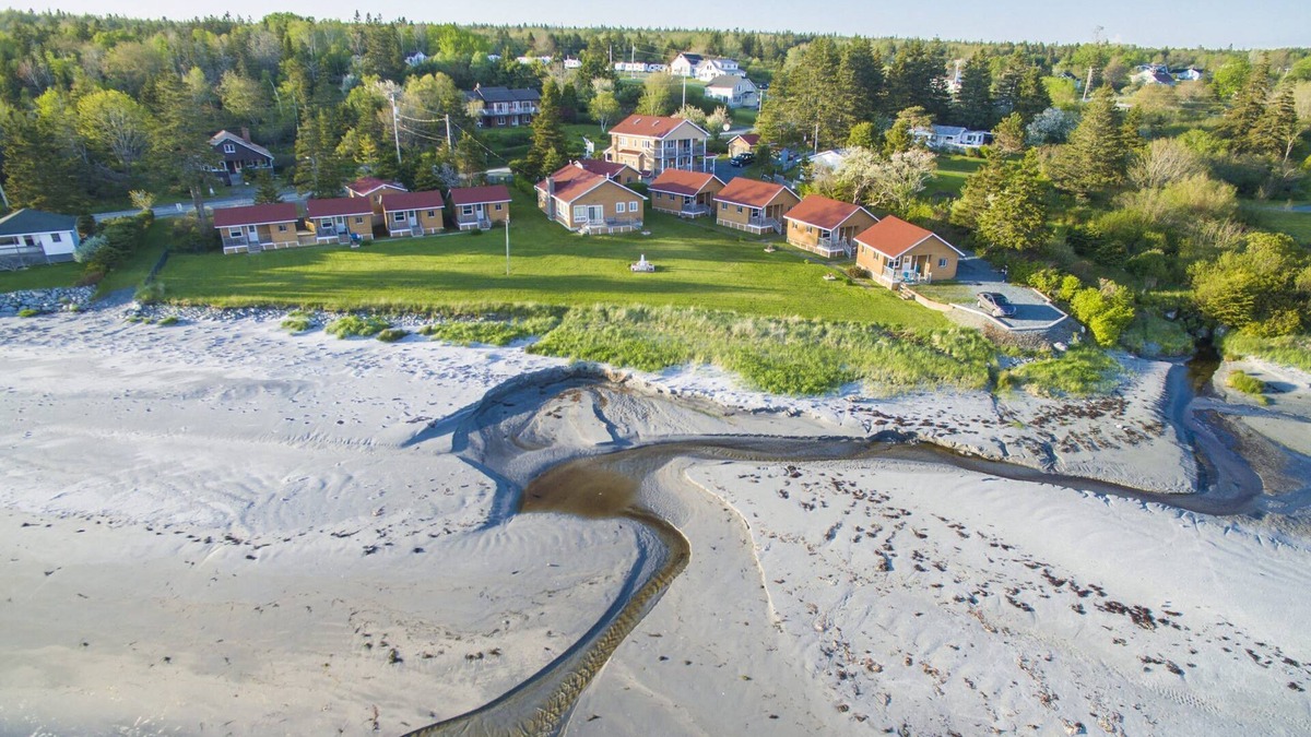 Hunts Point Cabin | Cottage # 2 Hunts Point Beach Cottages - 2 bedrooms