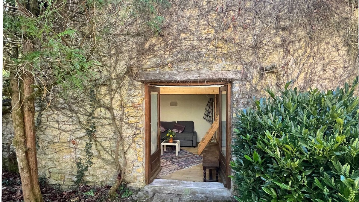 Charcier House | Cottage 2 steps from the lakes