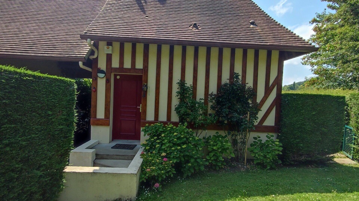 Houlgate House | Cottage 4 to 6 people between sea 5min and countryside