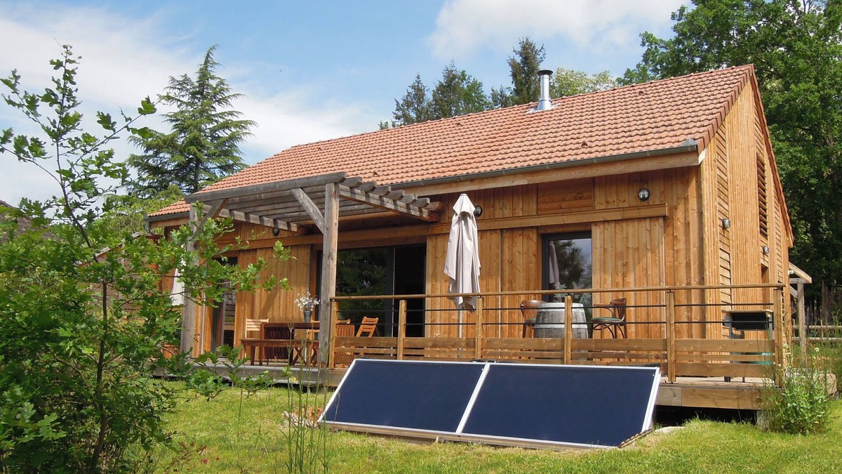 Saint-Leon-sur-Vezere Cottage | Cottage 5 people in Black Périgord near Lascaux