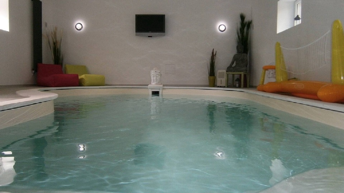 Cartigny l'Epinay Cottage | Cottage 6 people with indoor pool, fishing pond, landing beaches