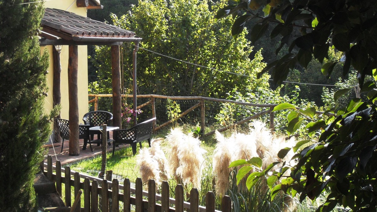 Vezzano Ligure House | Cottage between Countryside and Sea in Liguria CIN: IT011031C2QZERYP5A