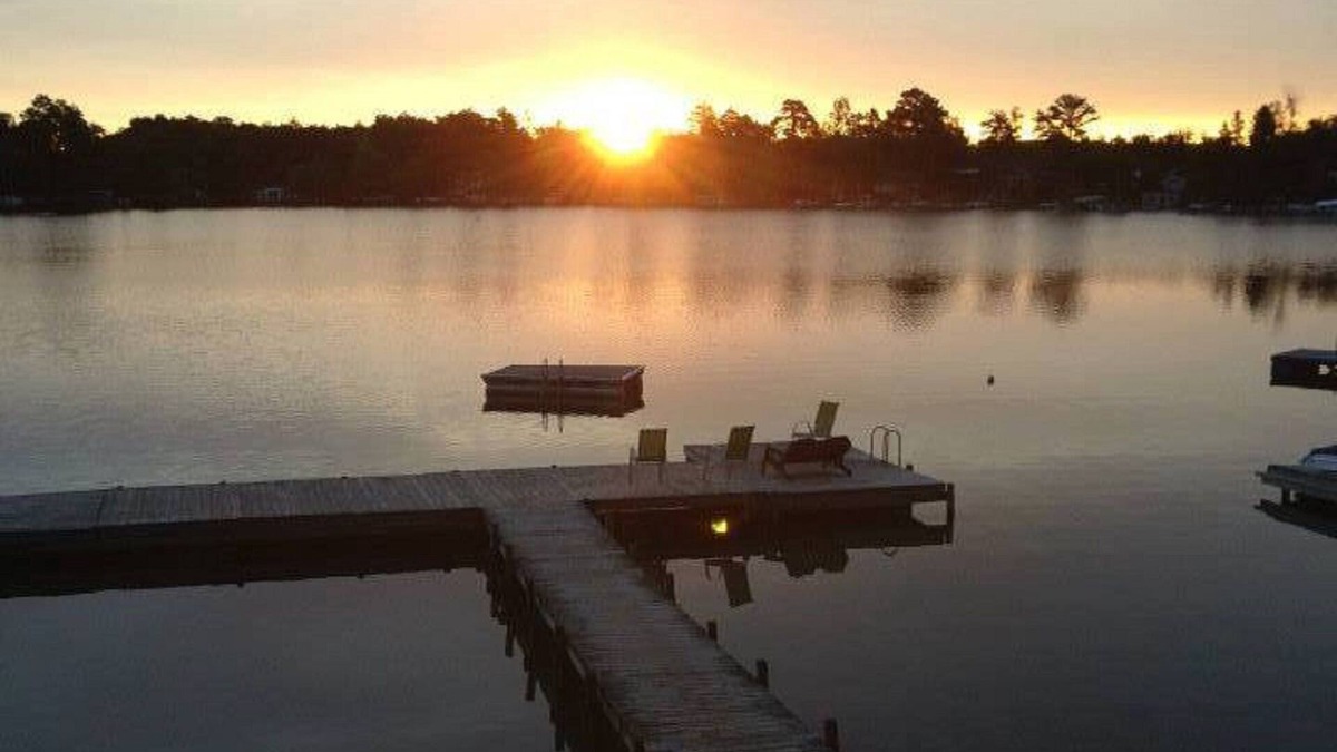 Waupaca Cottage | Cottage Chic on Waupaca's Chain O'Lakes #3