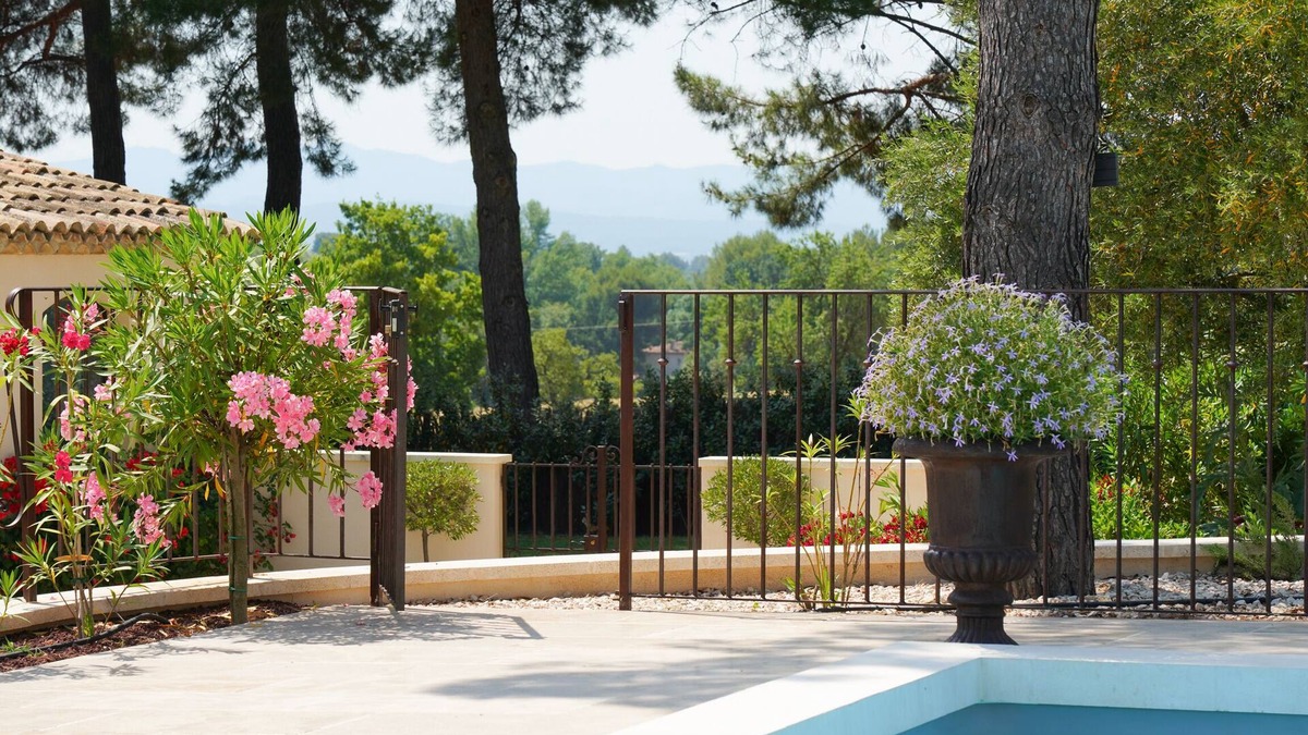 Aix-en-Provence House | Cottage de Charme Mirabeau Jardin Piscine Parking Prox Centre Ville