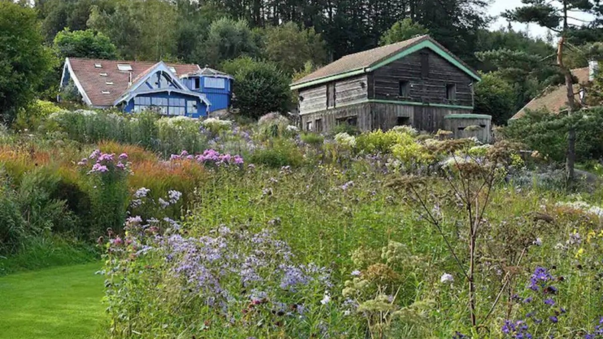 Granges-Aumontzey Cottage | Cottage for 2 situated within the famous Jardin de Berchigranges
