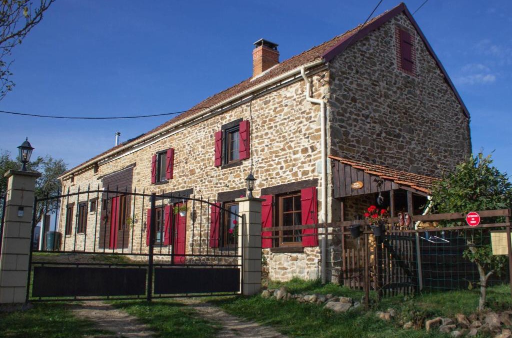 Saint-Maurice-pres-Pionsat House | Cottage in Auvergne near Cascade Gour