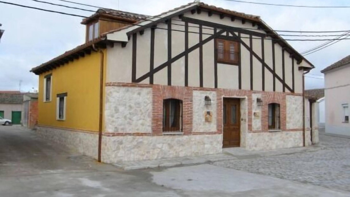 Fresneda de Cuellar Cottage | Cottage (full rental) Senda del Alba, Up to 11 people