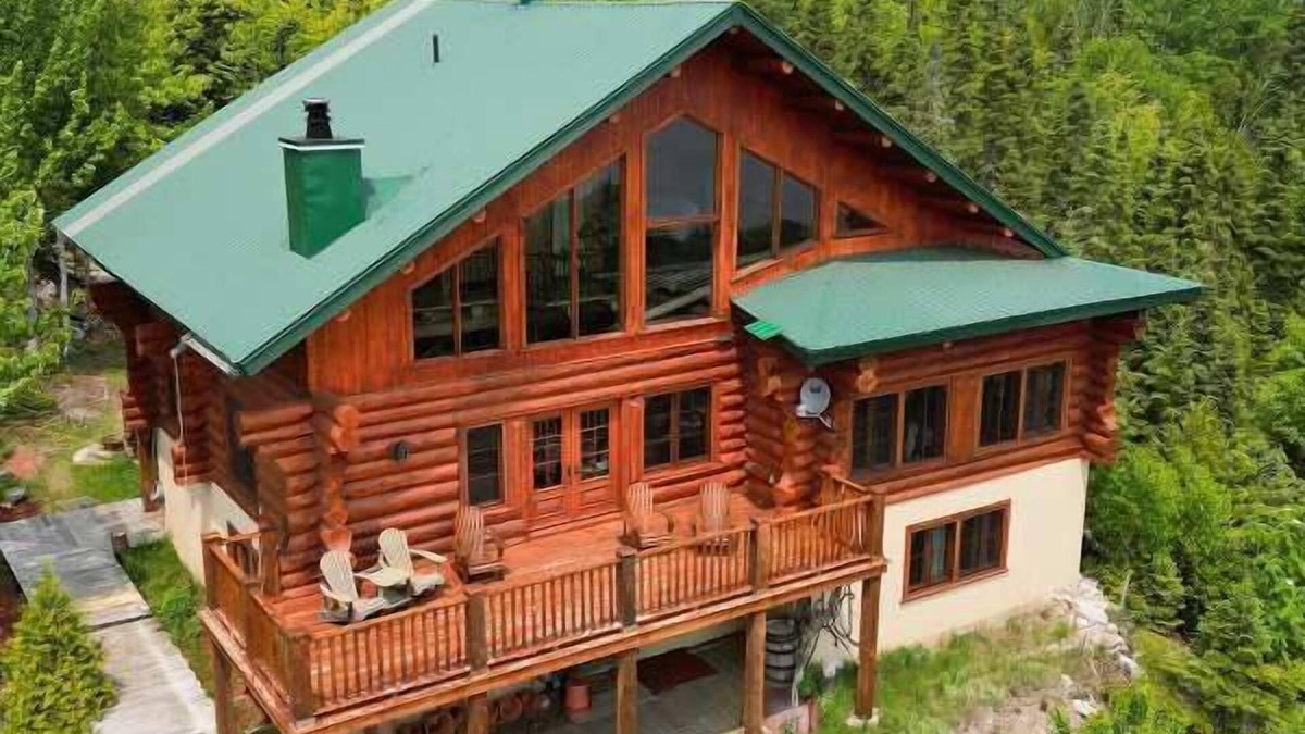 Saint Irenee House | Cottage HEU-1526 | St-Irénée