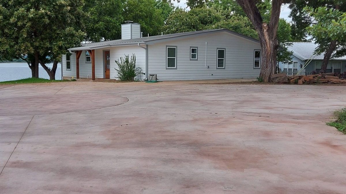 Graford House | Cottage Home at McGinnis Point