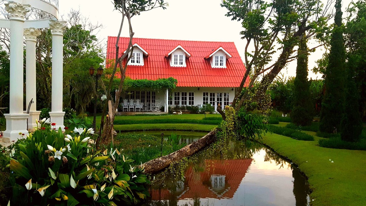 Saraphi Cottage | cottage in a peaceful and gardens,temples,convenience and downtown in 20 minutes