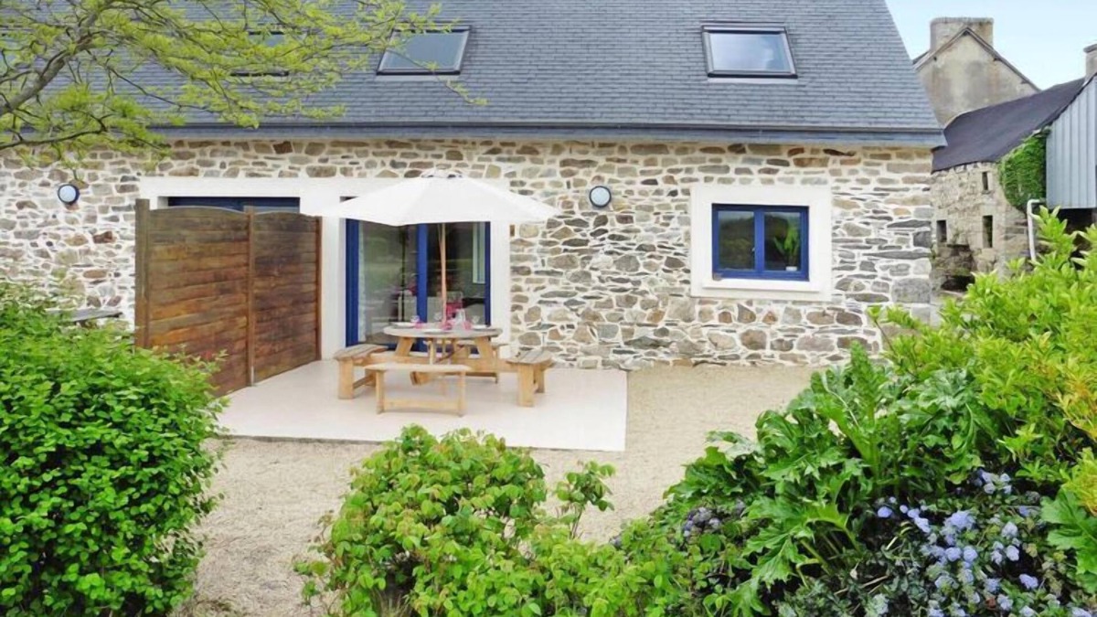 Telgruc-sur-Mer House | Cottage in Brittany with Stunning Sea Views