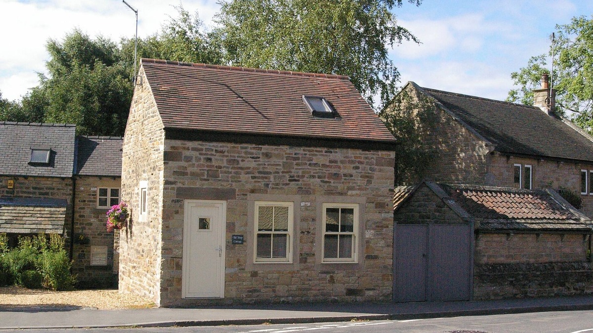 Holymoorside Cottage | Cottage in Holymoorside, Nr. Chesterfield, Derbyshire, England