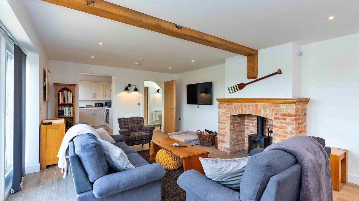 Thurlby House | Cottage in Northumberland with Dog Run & Gardens