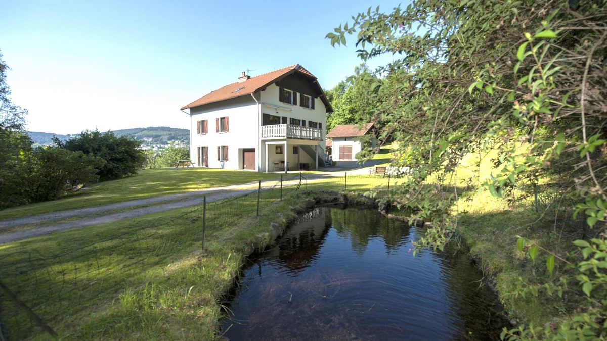 Le Tholy Apartment | Cottage in the countryside 10 km from Gérardmer