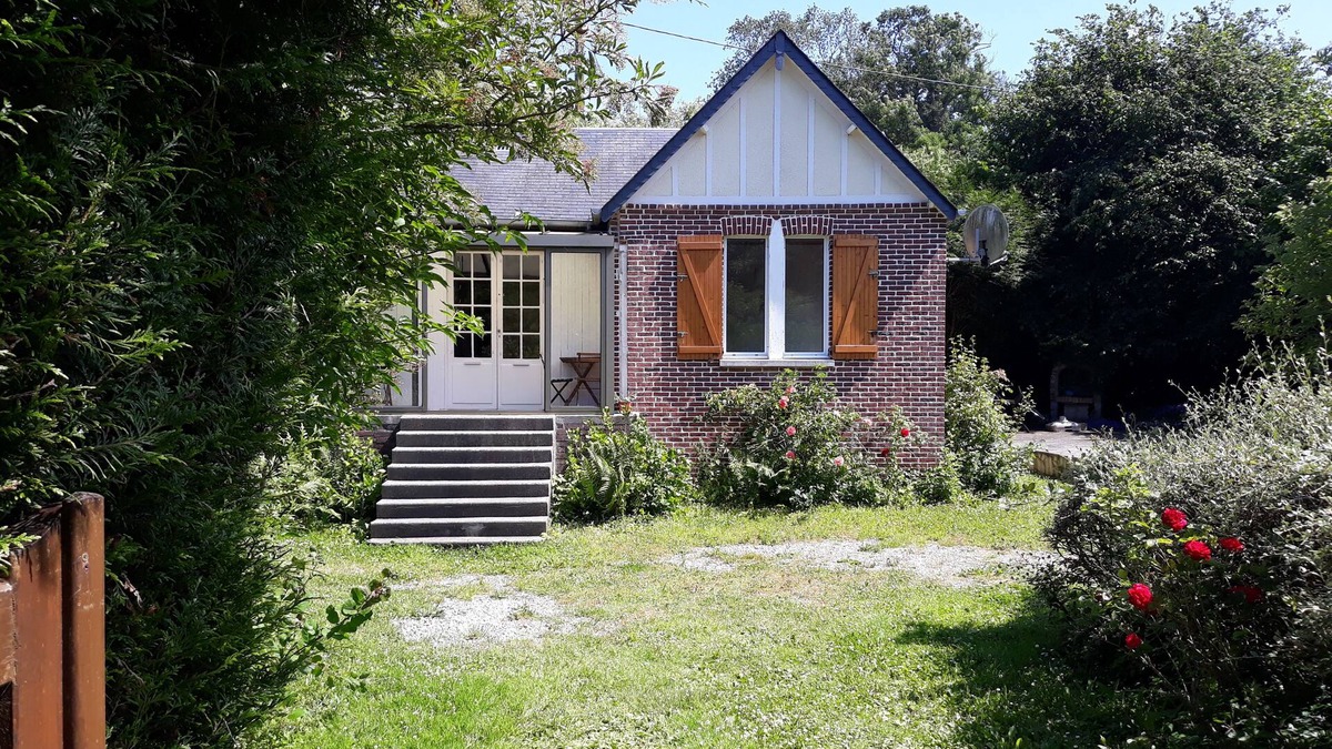 Veules-les-Roses House | Cottage in the Village of Veules, 700m from the Beach
