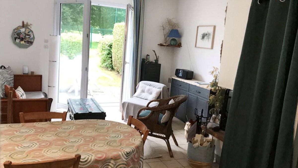 Ploemel House | Cottage in the middle of a golf course, ideal for families or golfers