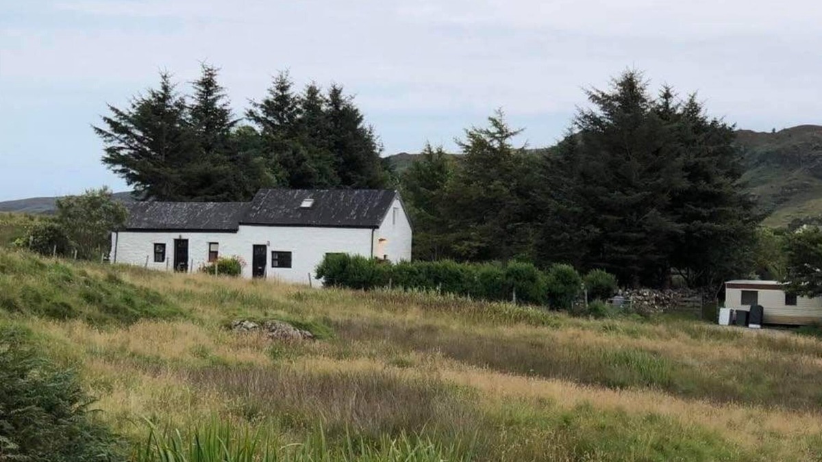 Bunessan Cottage | Cottage-IsleofMull-StunningViews-WiFi-Parking