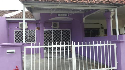 Tanjung Malim House | Cottage Muslim Homestay ByWawaSha