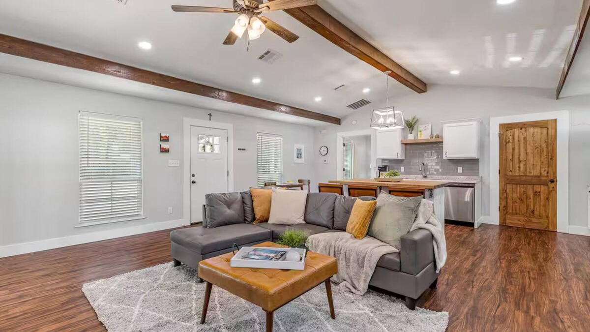 Monroe House | Cottage on the North