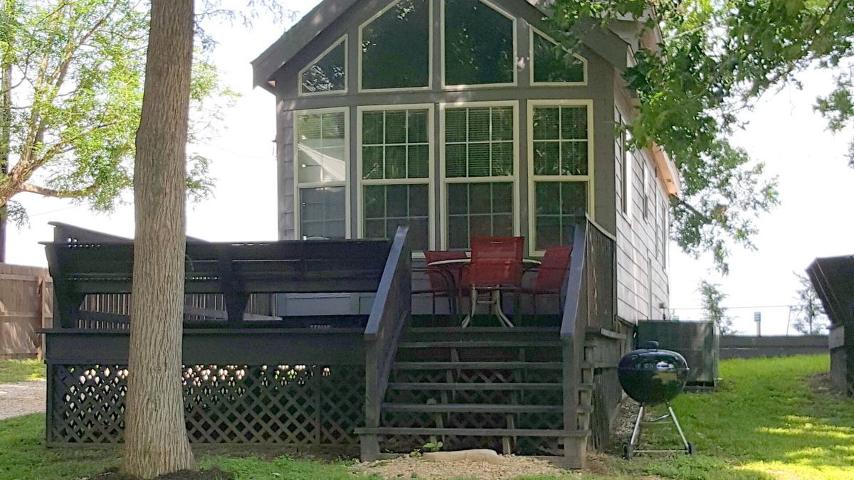 New Braunfels Cottage | Cottage Overlooking Lake Dublap part of the Guadalupe River