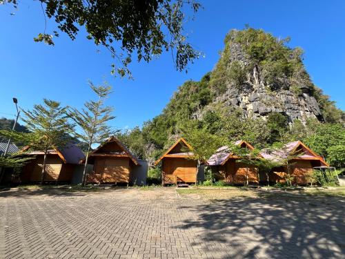 Bantimurung Cabin | Cottage Pier 2 of Rammang-Rammang