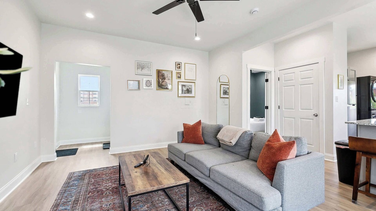 Historic Downtown Baton Rouge Apartment | Cottage Vibes in the City - 1BD, 2nd Floor