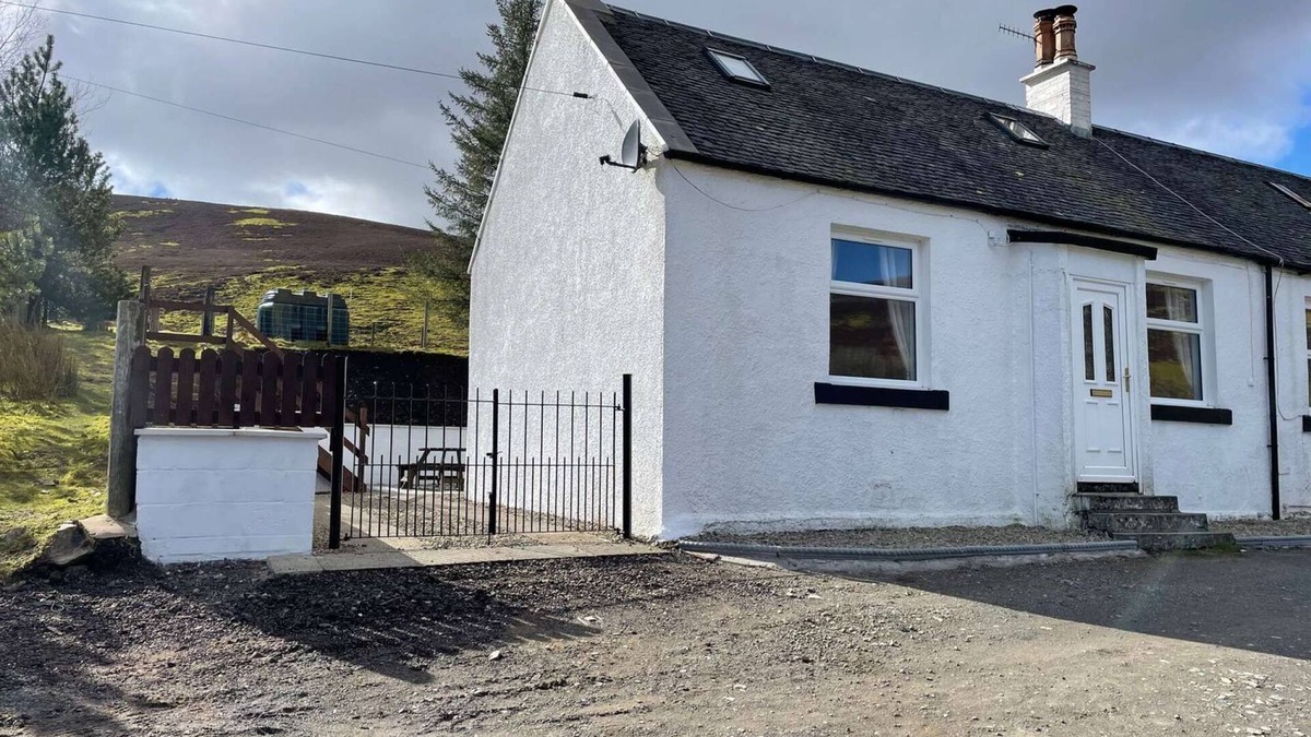 Wanlockhead Cottage | Cottage with Log Burner - Wanlockhead D & G