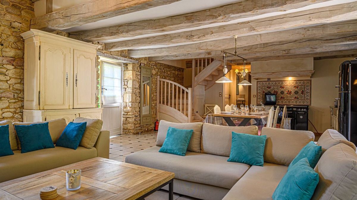 Pluvigner House | Cottage with swimming pool - 3 Bedrooms - 6 Guests