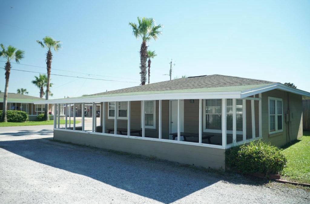 Kiska Beach House | Cottages Christian Retreat