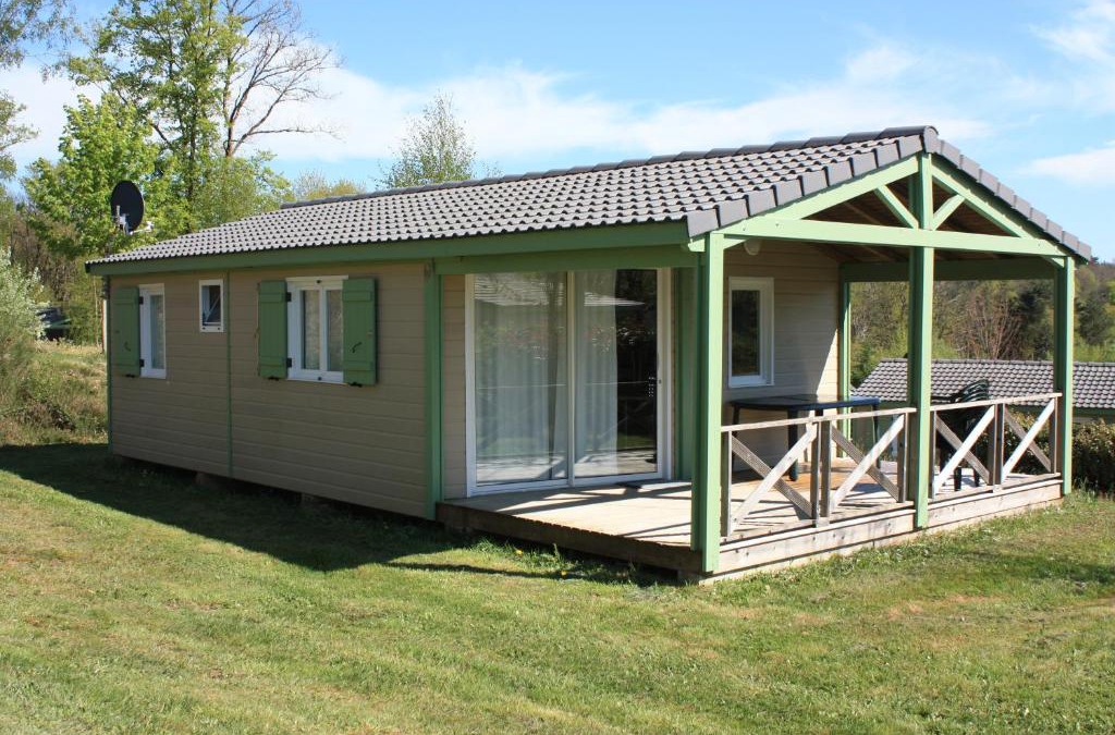 Beynat Resort | Cottages du Lac de Miel