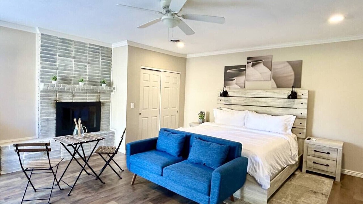 Cottonwood-Verde Village Apartment | Cottonwood Haven: 1 Bed, 1 Bath + Games!