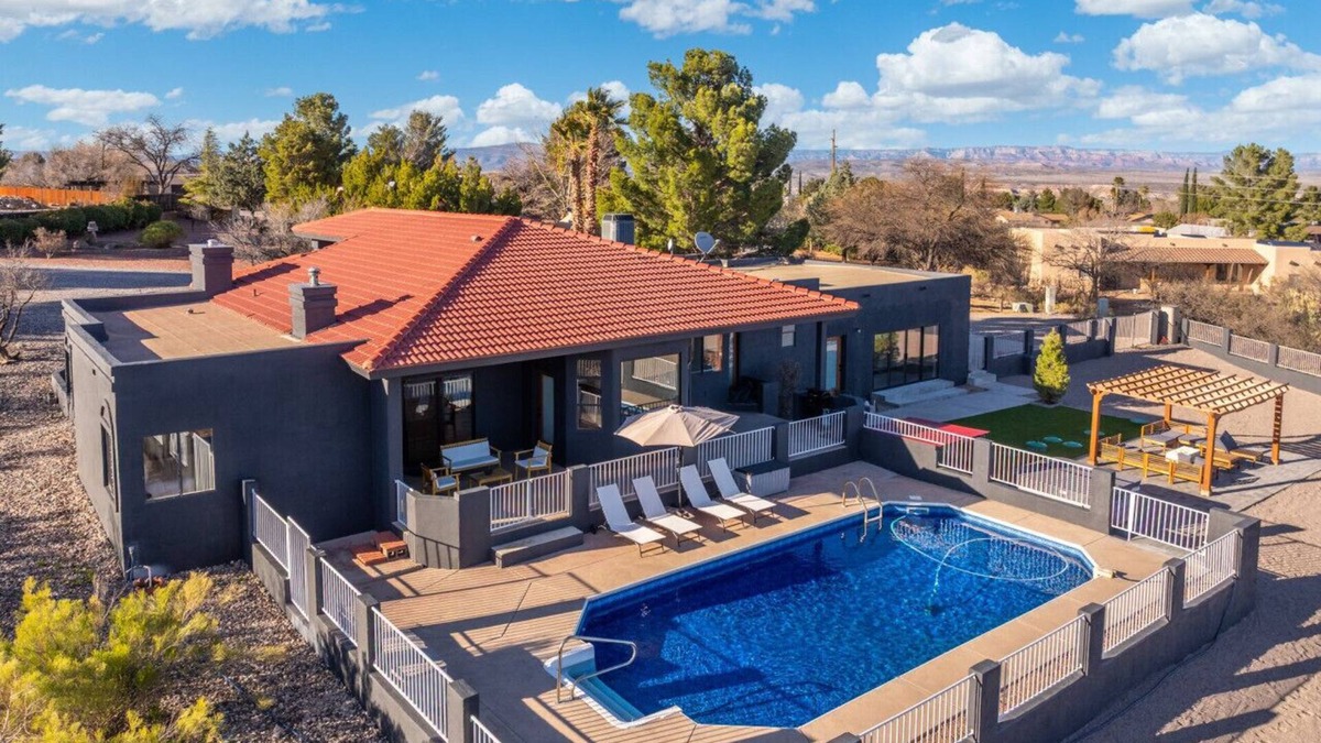 Cottonwood House | Cottonwood Paradise: Luxe Home w/Pool-Expansive Epic Views!