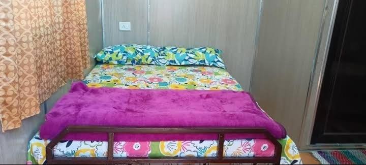 Ninnimamidi Hotel | Countries container resort