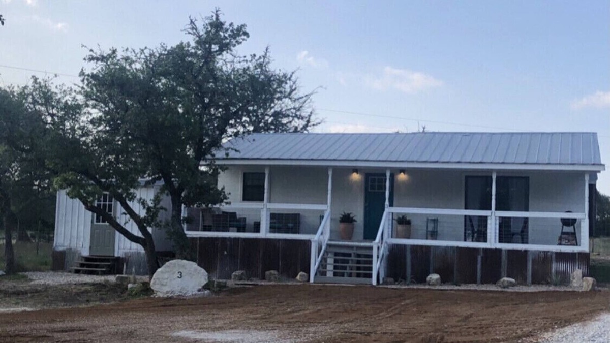 Comfort Cabin | Country Cabins #3 110 Flatrock Creek Road