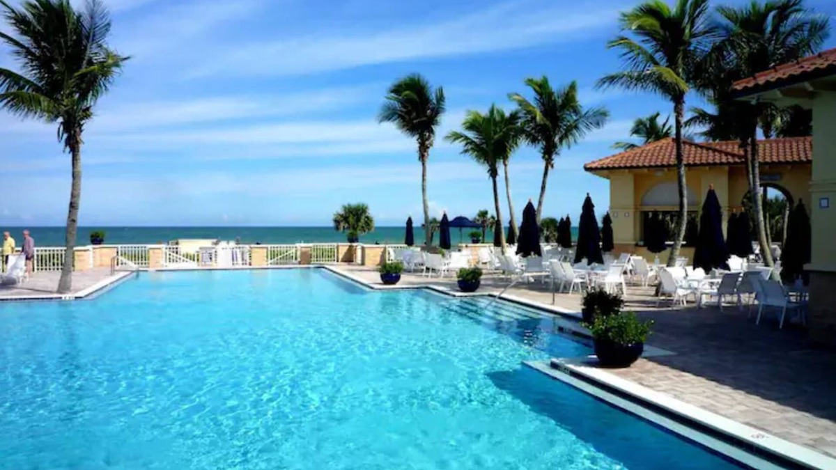 Grand Harbor Condo | Country Club Membership in Vero Beach Townhouse