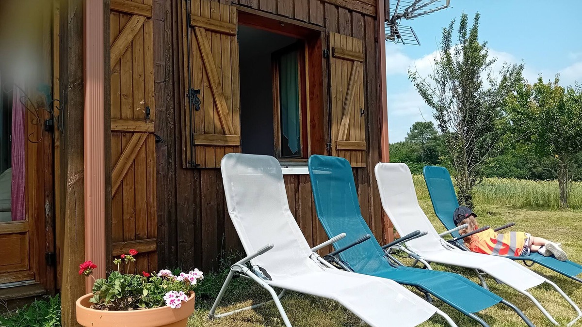 Saint-Front-d'Alemps Ski Chalet | Country cottage