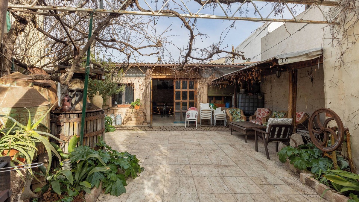 Villarrubia de Santiago House | Country House 'El Sueño De Lucrecia' with Private Garden, Wi-Fi and Air Conditioning