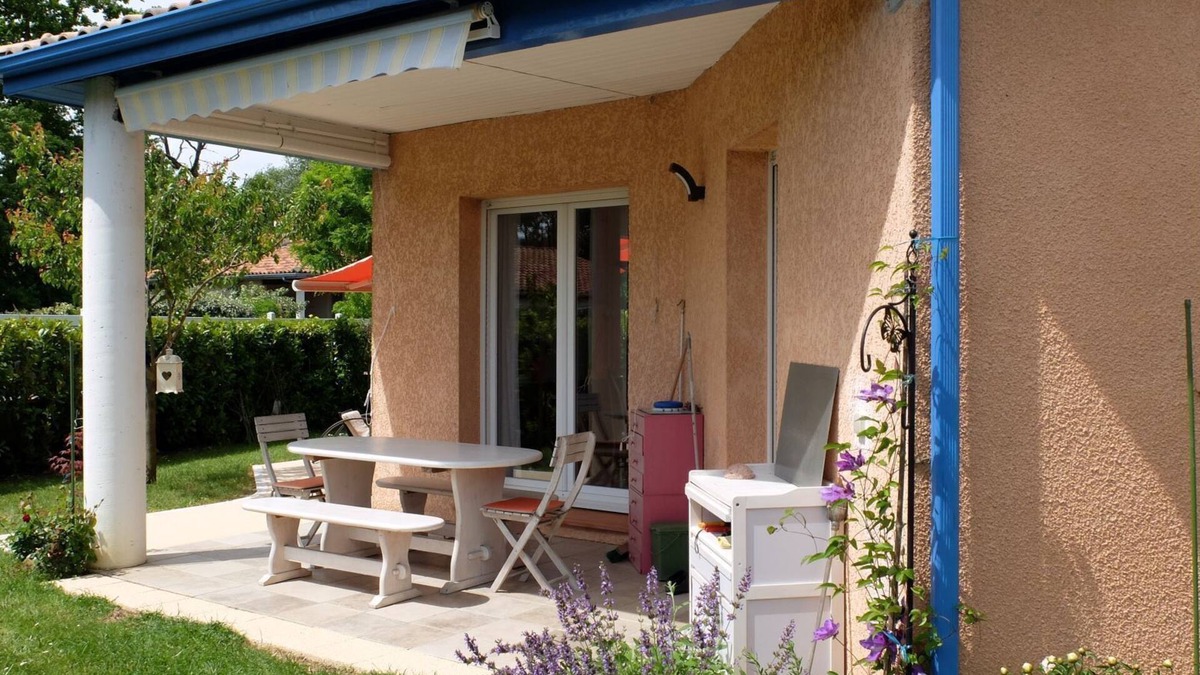 Saint-Sulpice House | Country house