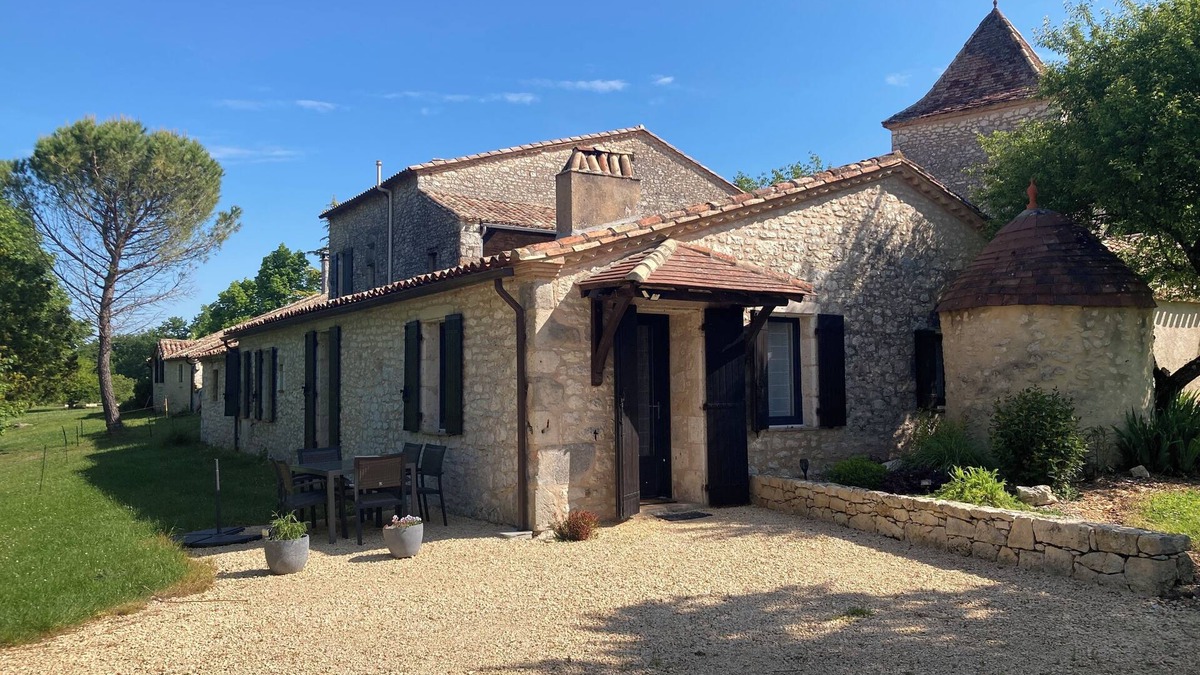Monflanquin House | Country gite with view of Monflanquin