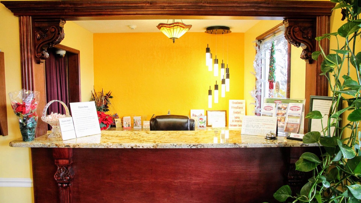 Union City Hotel | Country Hearth Inn & Suites Union City